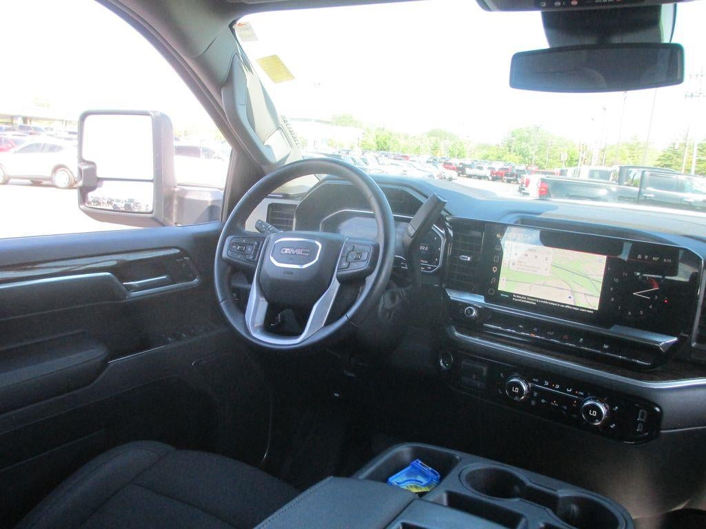 2024 GMC Sierra 1500 SLE