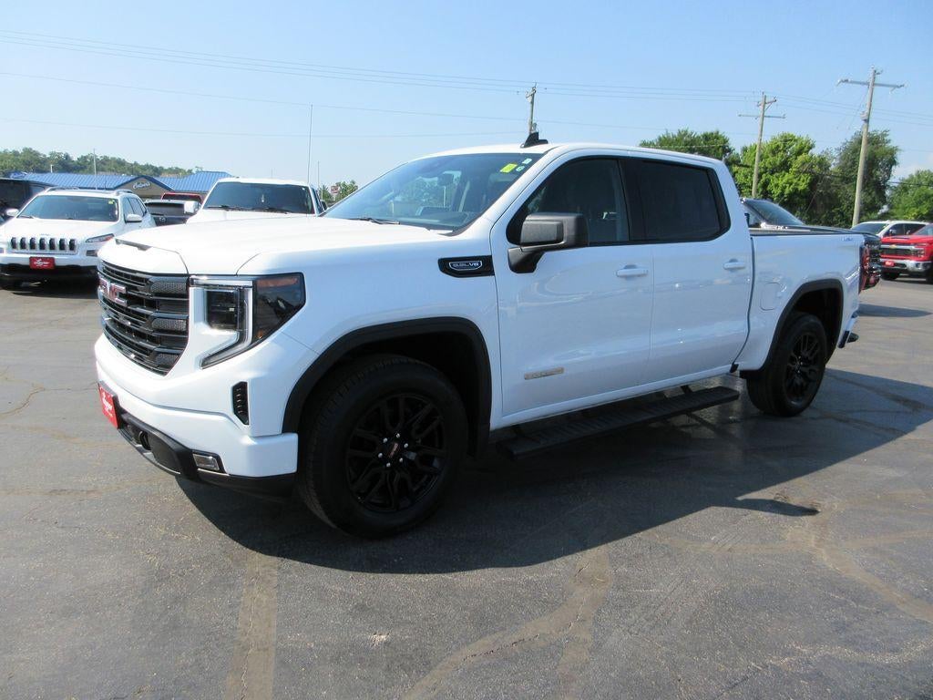 2025 GMC Sierra 1500 Elevation