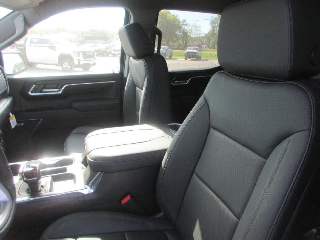 2026 GMC Sierra 1500 SLT - Photo 12