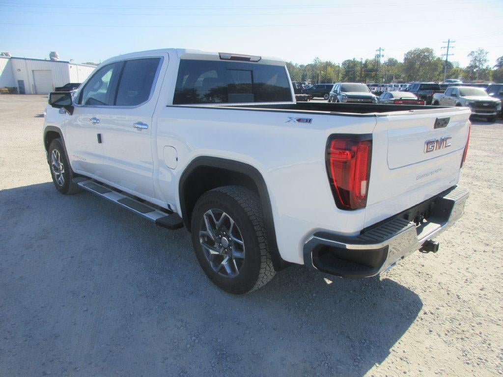 2026 GMC Sierra 1500 SLT - Photo 7