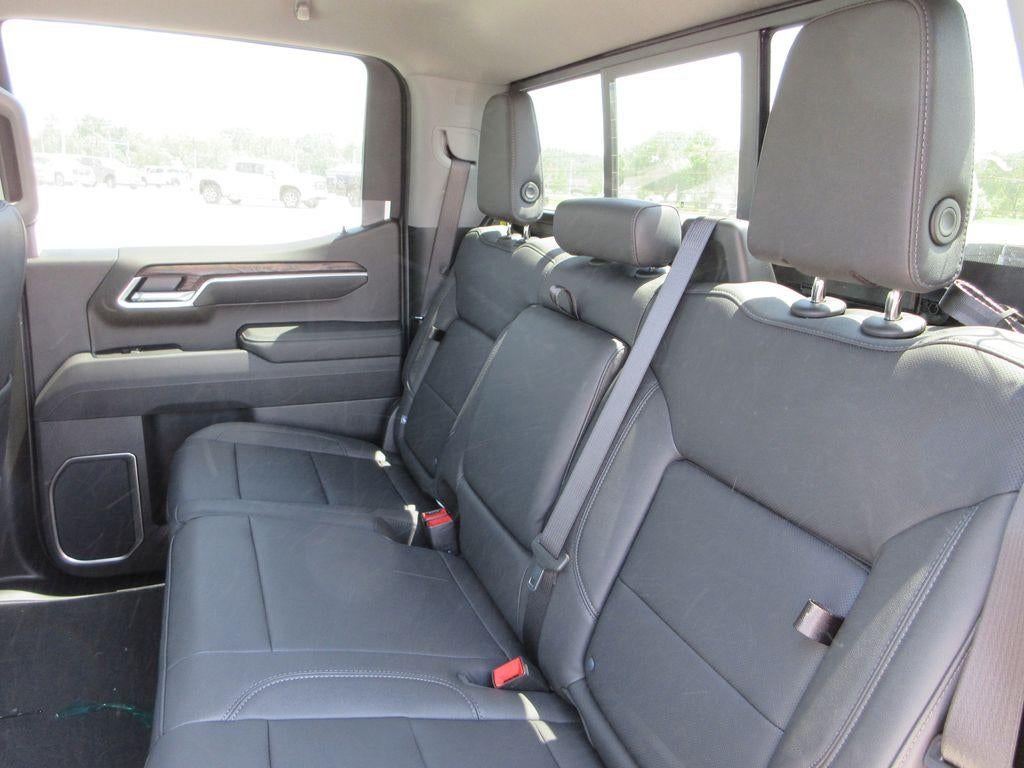 2026 GMC Sierra 1500 SLT - Photo 13