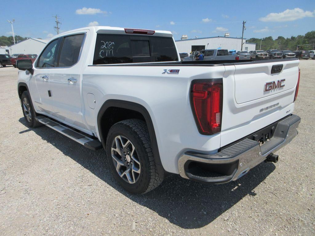 2026 GMC Sierra 1500 SLT - Photo 7