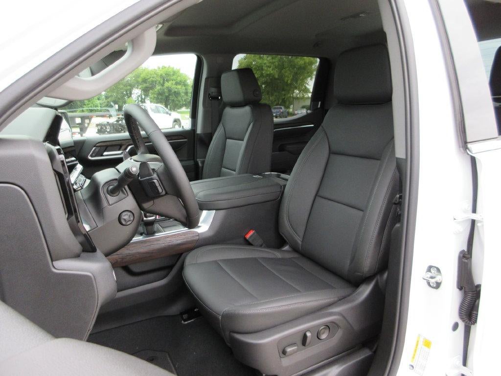 2026 GMC Sierra 1500 SLT - Photo 14