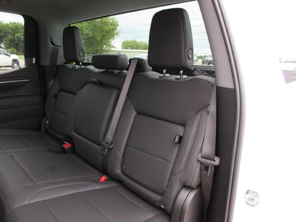 2026 GMC Sierra 1500 SLT - Photo 16