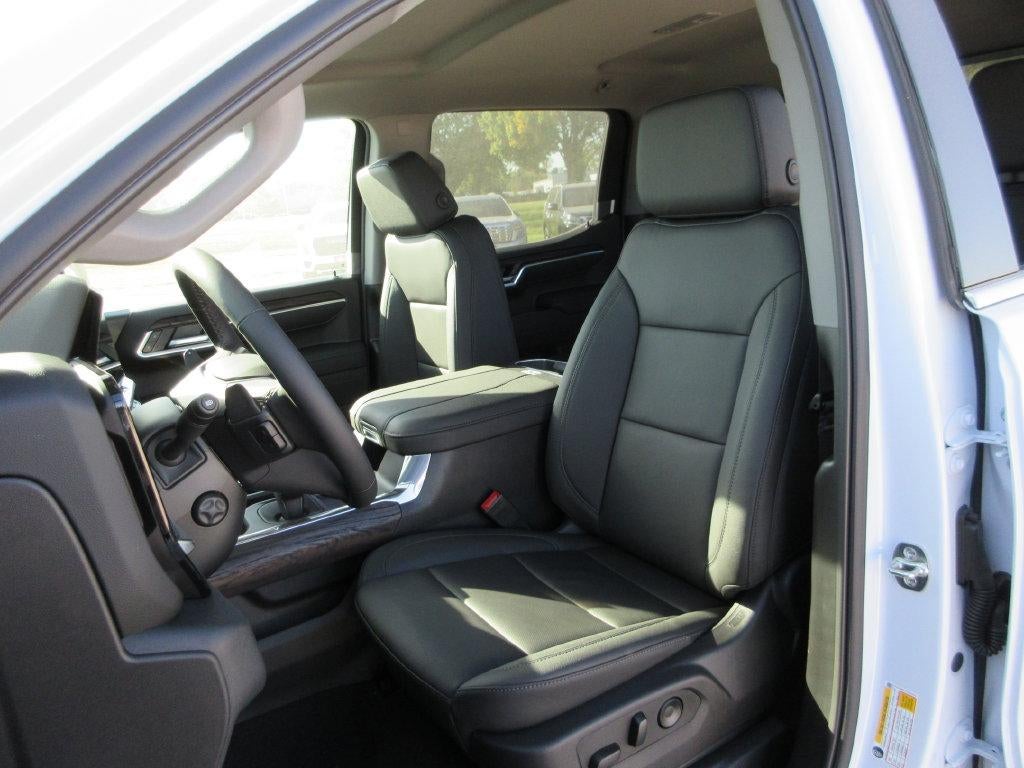 2026 GMC Sierra 1500 SLT - Photo 10