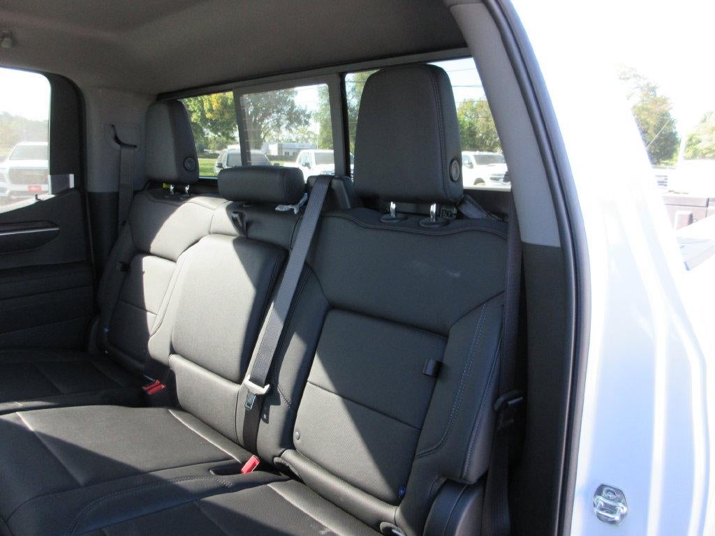 2026 GMC Sierra 1500 SLT - Photo 11