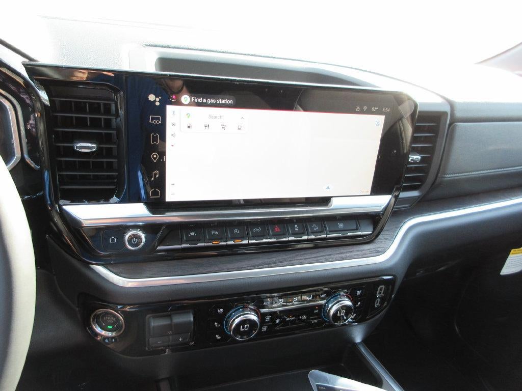 2026 GMC Sierra 1500 SLT - Photo 16