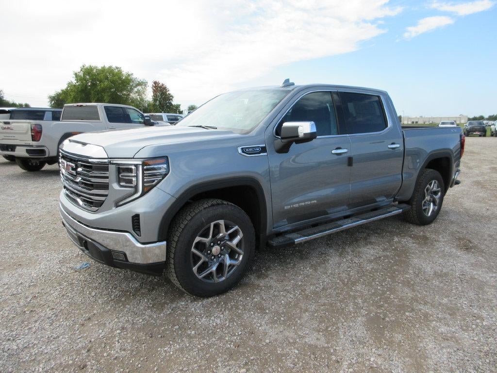 2026 GMC Sierra 1500 SLT - Photo 11
