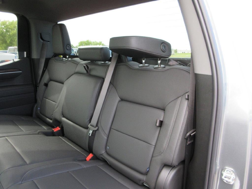 2026 GMC Sierra 1500 SLT - Photo 13