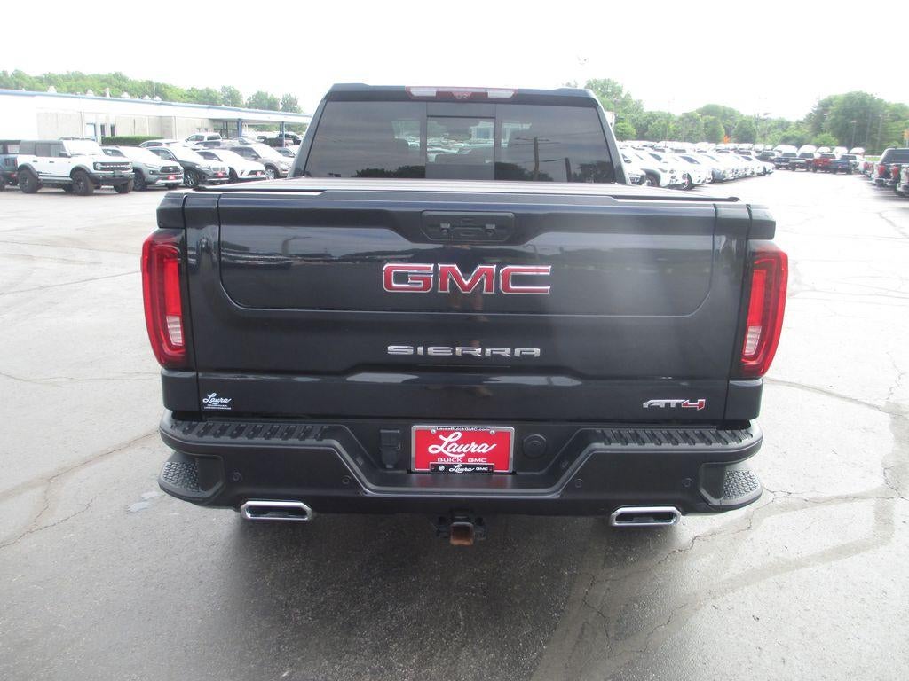 2023 GMC Sierra 1500 AT4