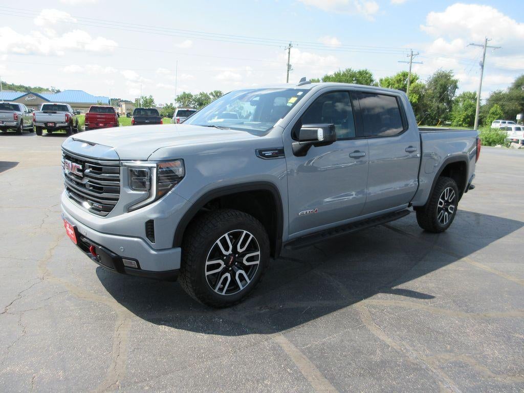 2024 GMC Sierra 1500 AT4