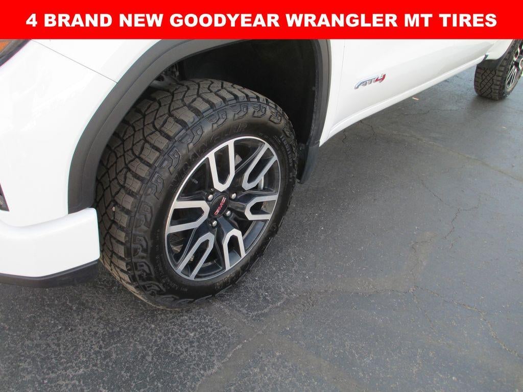 2023 GMC Sierra 1500 AT4