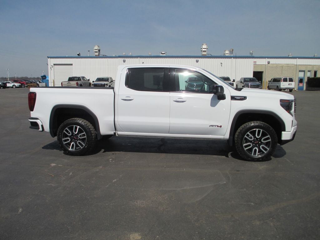 2023 GMC Sierra 1500 AT4