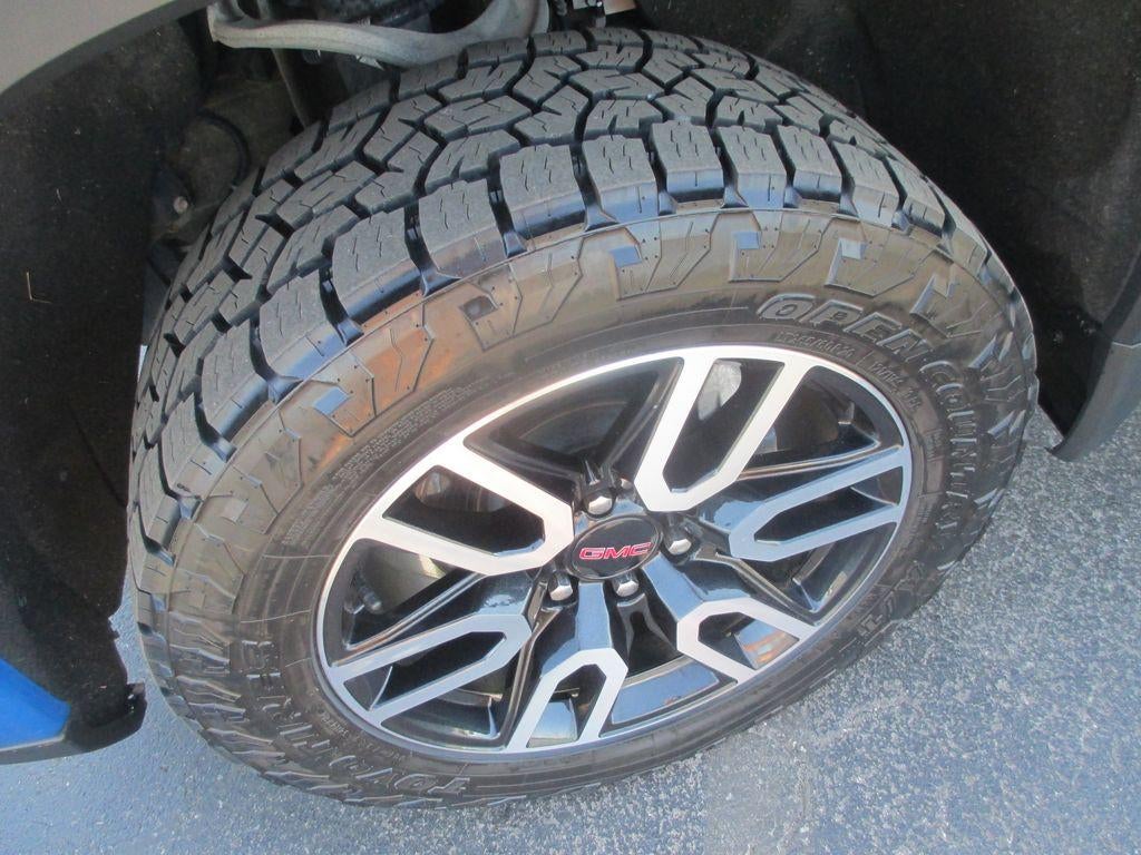 2022 GMC Sierra 1500 AT4