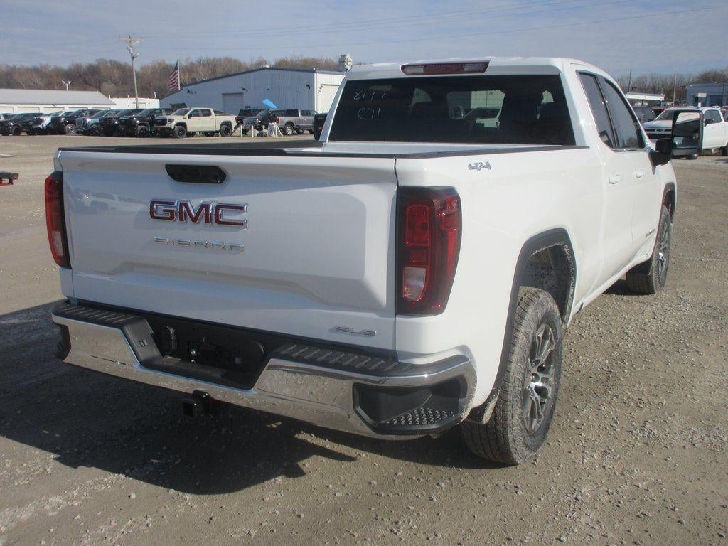 2026 GMC Sierra 1500 SLE