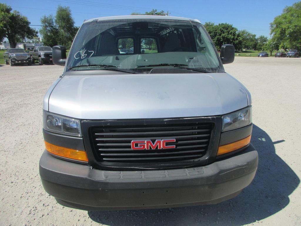 2026 GMC Savana Cargo Base
