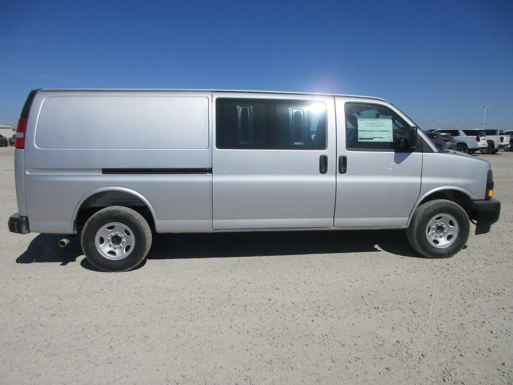 2026 GMC Savana Cargo Base