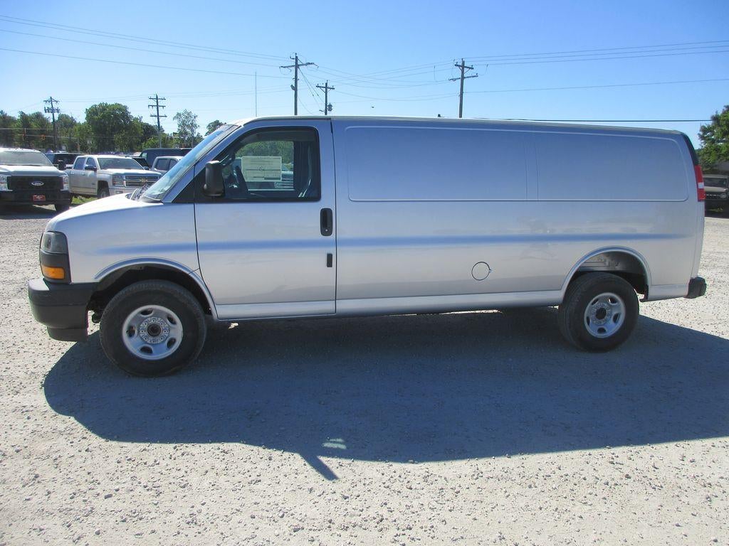 2026 GMC Savana Cargo Base