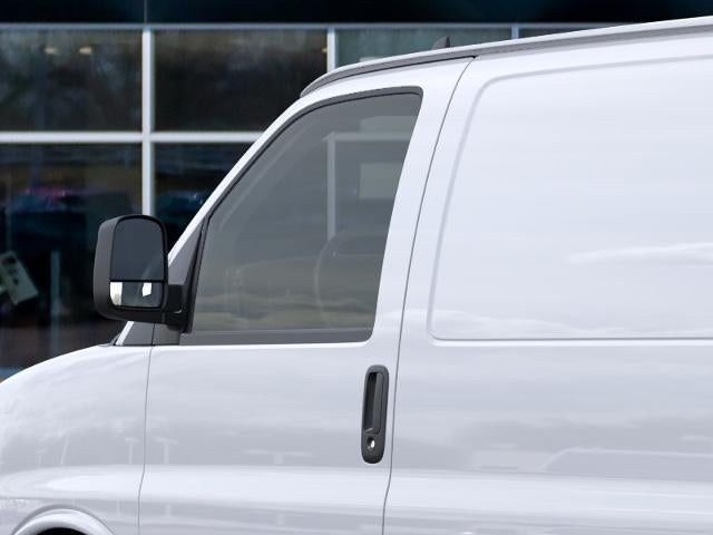 2027 GMC Savana Cargo Base