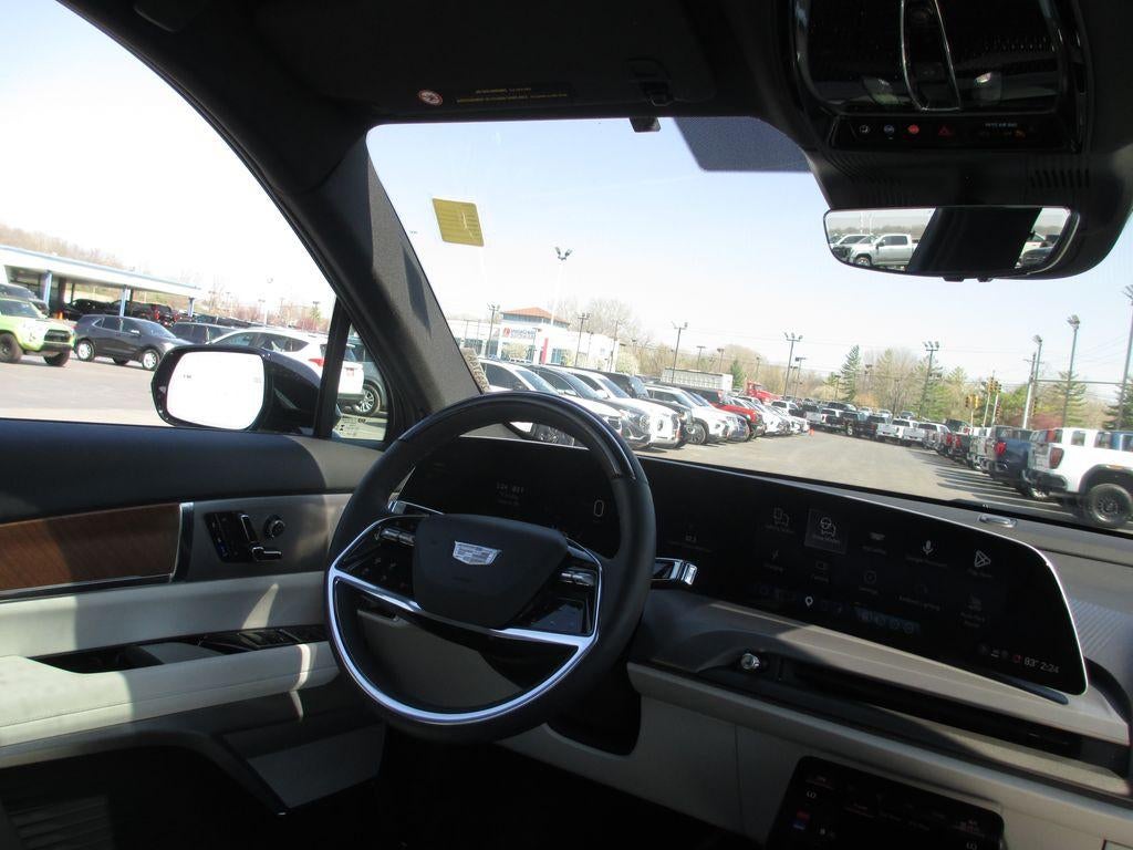 2026 Cadillac VISTIQ Sport