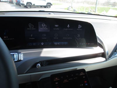 2026 Cadillac VISTIQ Sport