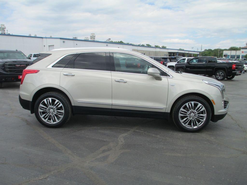 2017 Cadillac XT5 Premium Luxury FWD