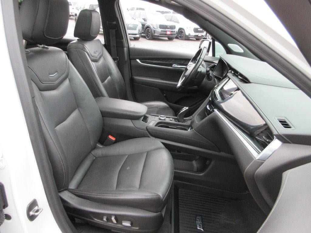 2022 Cadillac XT6 Premium Luxury