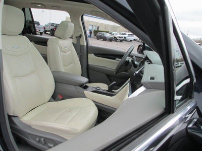 2021 Cadillac XT6 Premium Luxury