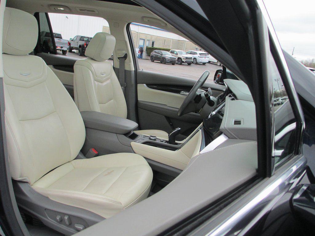 2021 Cadillac XT6 Premium Luxury