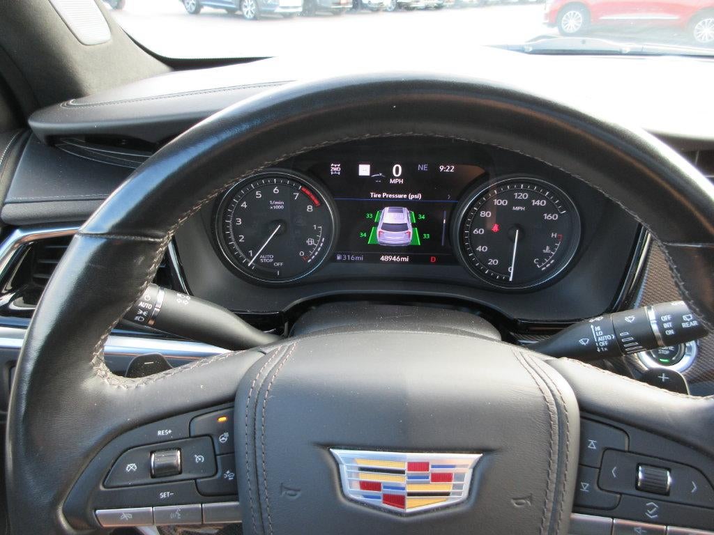 2024 Cadillac XT6 Premium Luxury