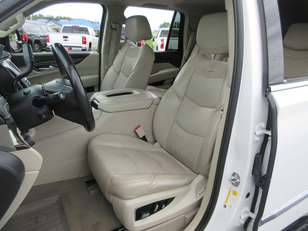 2018 Cadillac Escalade Luxury
