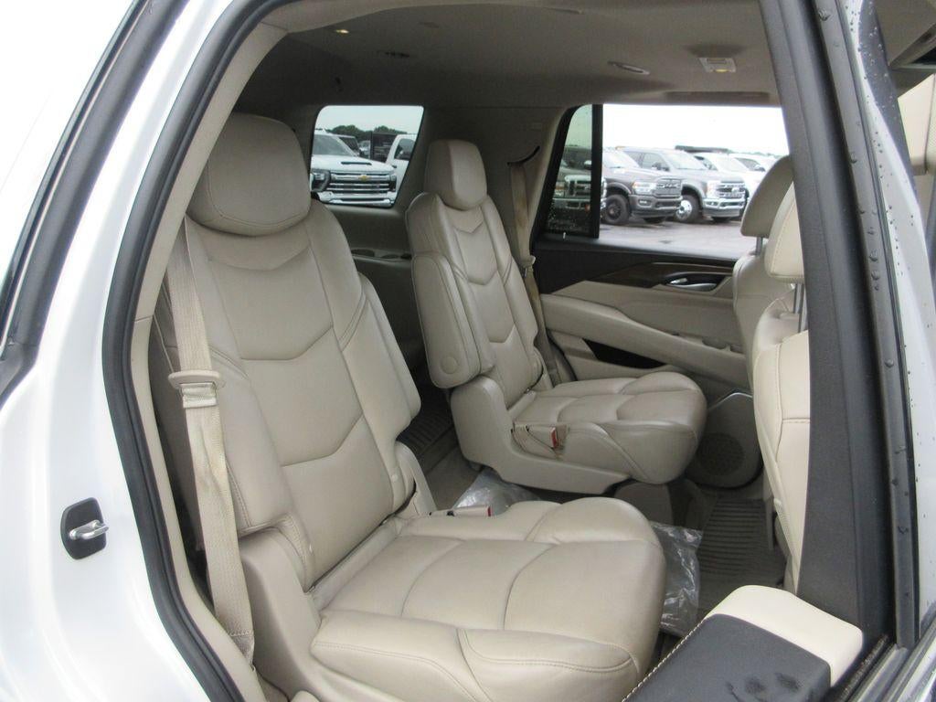 2018 Cadillac Escalade Luxury