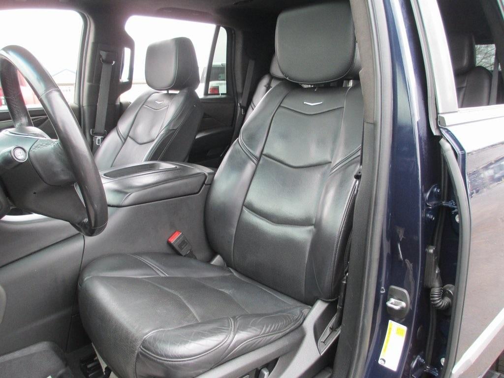 2019 Cadillac Escalade Platinum