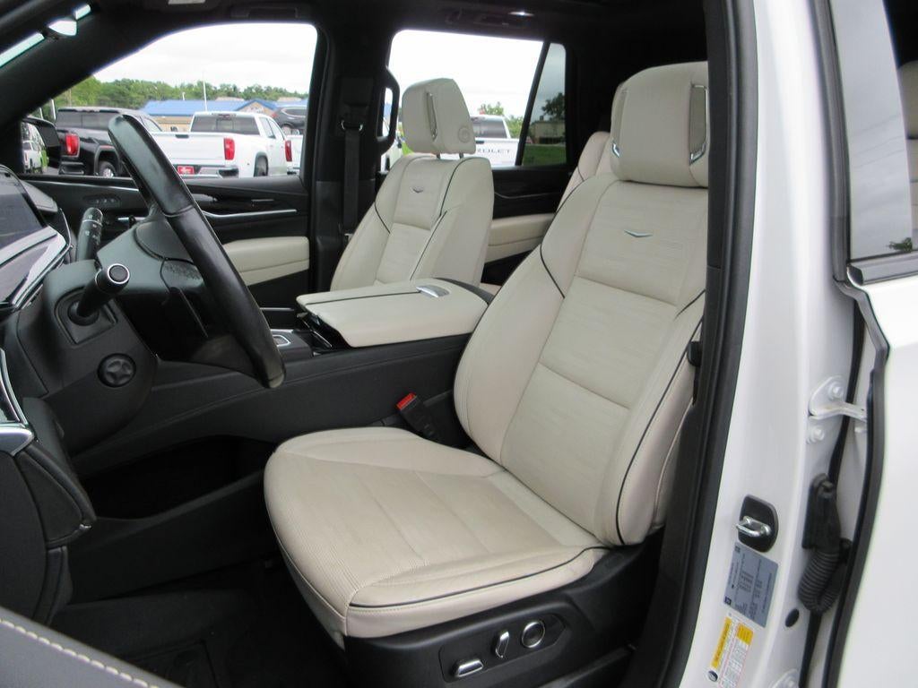 2021 Cadillac Escalade Sport
