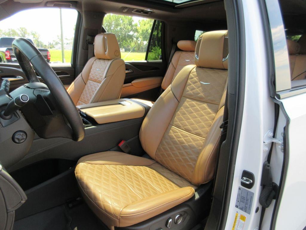 2023 Cadillac Escalade 4WD Sport