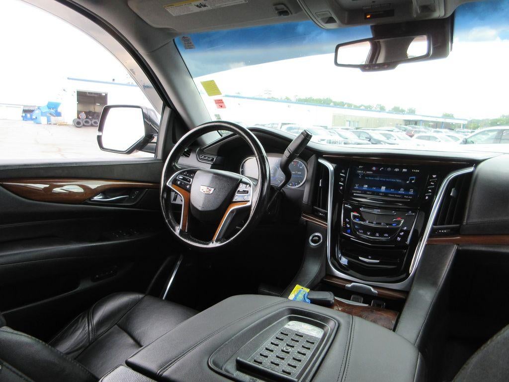 2016 Cadillac Escalade ESV Luxury Collection