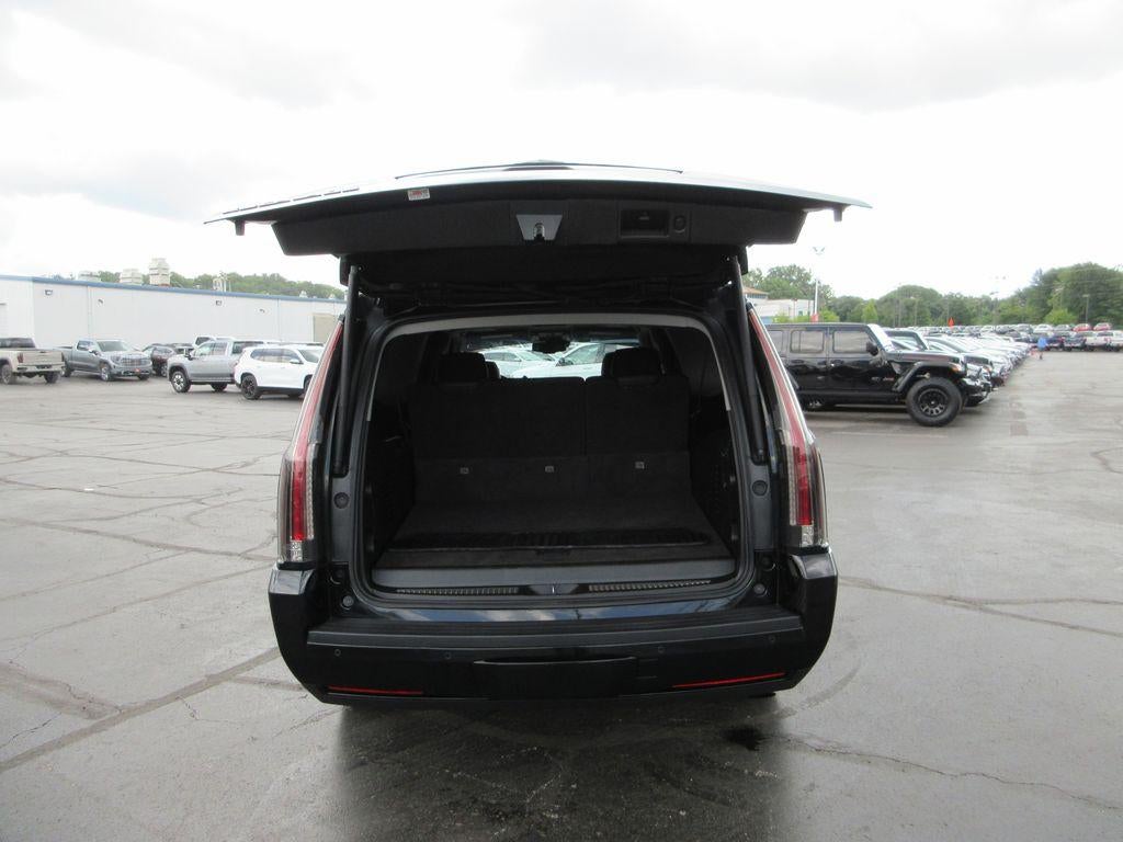 2016 Cadillac Escalade ESV Luxury Collection