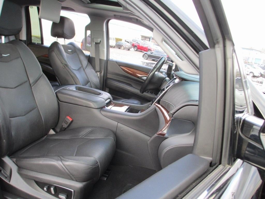 2019 Cadillac Escalade ESV Premium Luxury