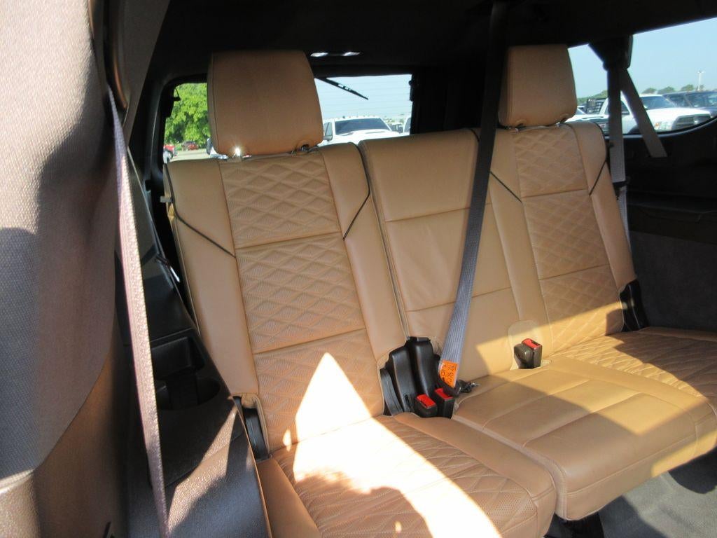 2022 Cadillac Escalade ESV Premium Luxury