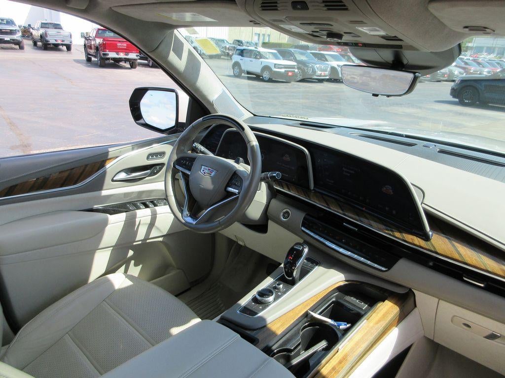 2023 Cadillac Escalade ESV 4WD Premium Luxury Platinum