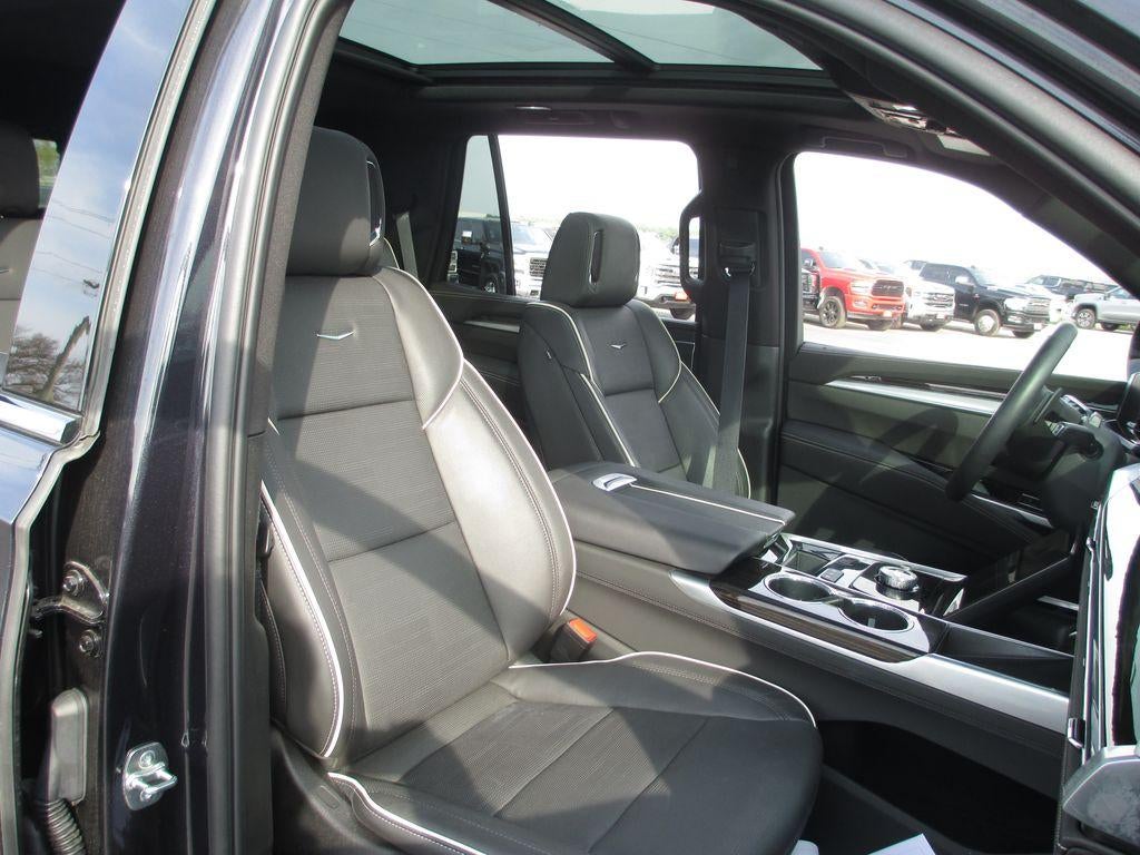 2025 Cadillac Escalade Premium Luxury