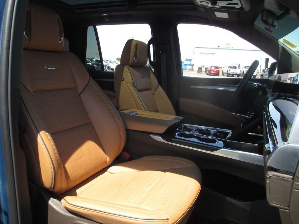 2025 Cadillac Escalade Premium Luxury
