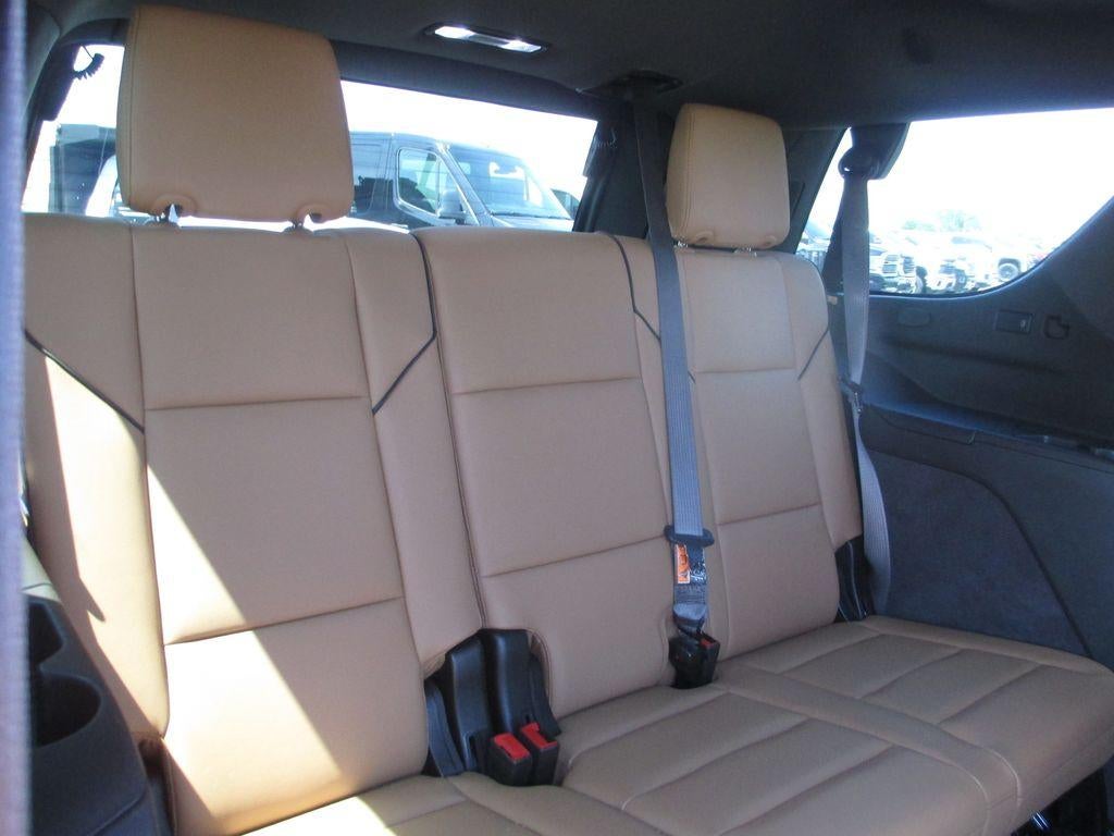 2025 Cadillac Escalade Premium Luxury