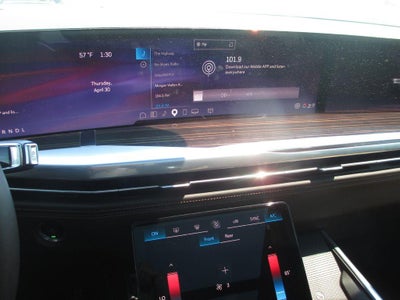 2025 Cadillac Escalade Premium Luxury