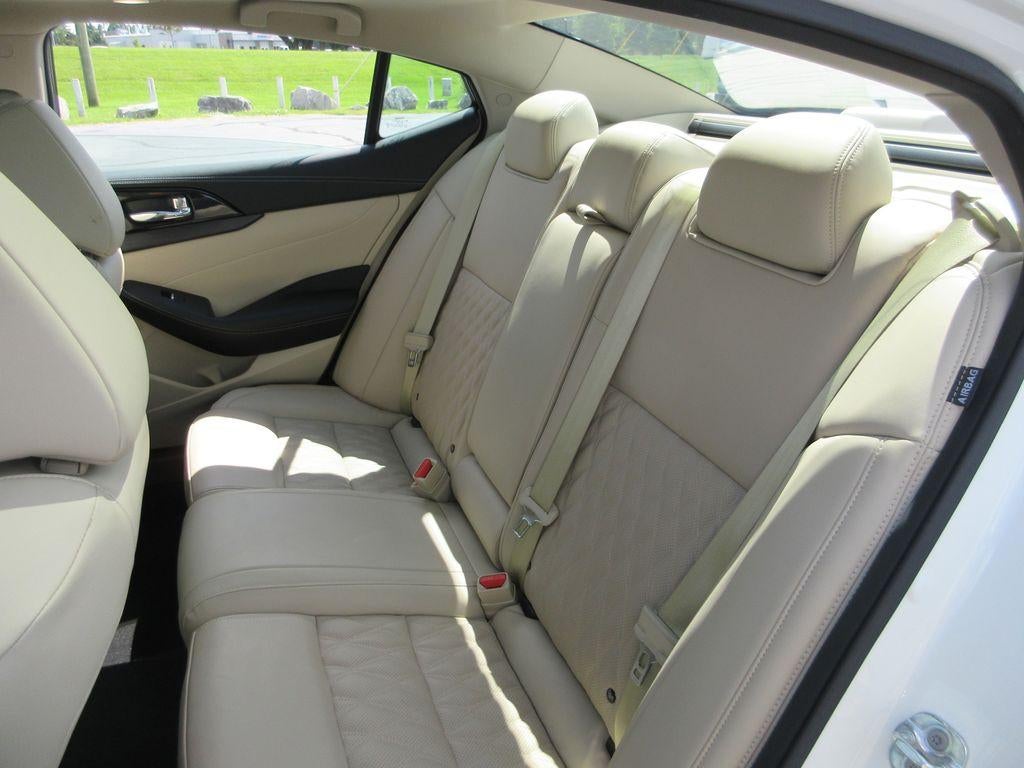2023 Nissan Maxima Platinum Xtronic CVT
