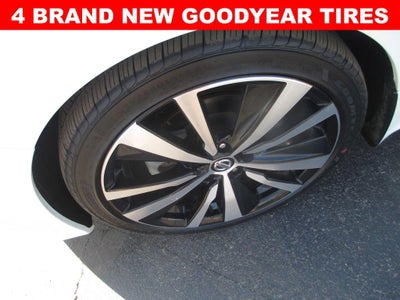 2021 Nissan Altima SR VC-Turbo FWD