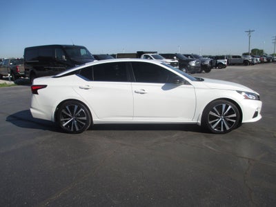 2021 Nissan Altima SR VC-Turbo FWD