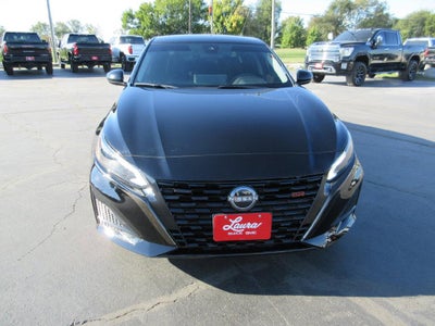 2023 Nissan Altima SR FWD