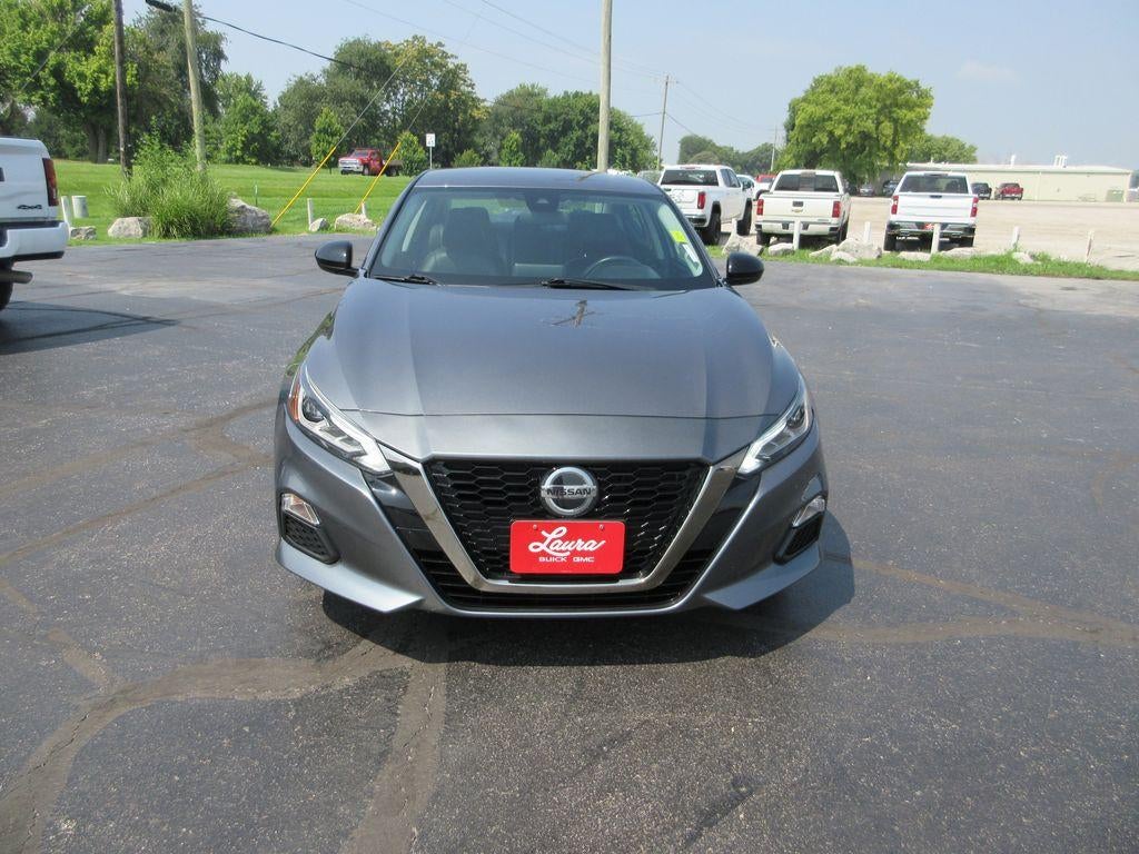 2021 Nissan Altima SR FWD
