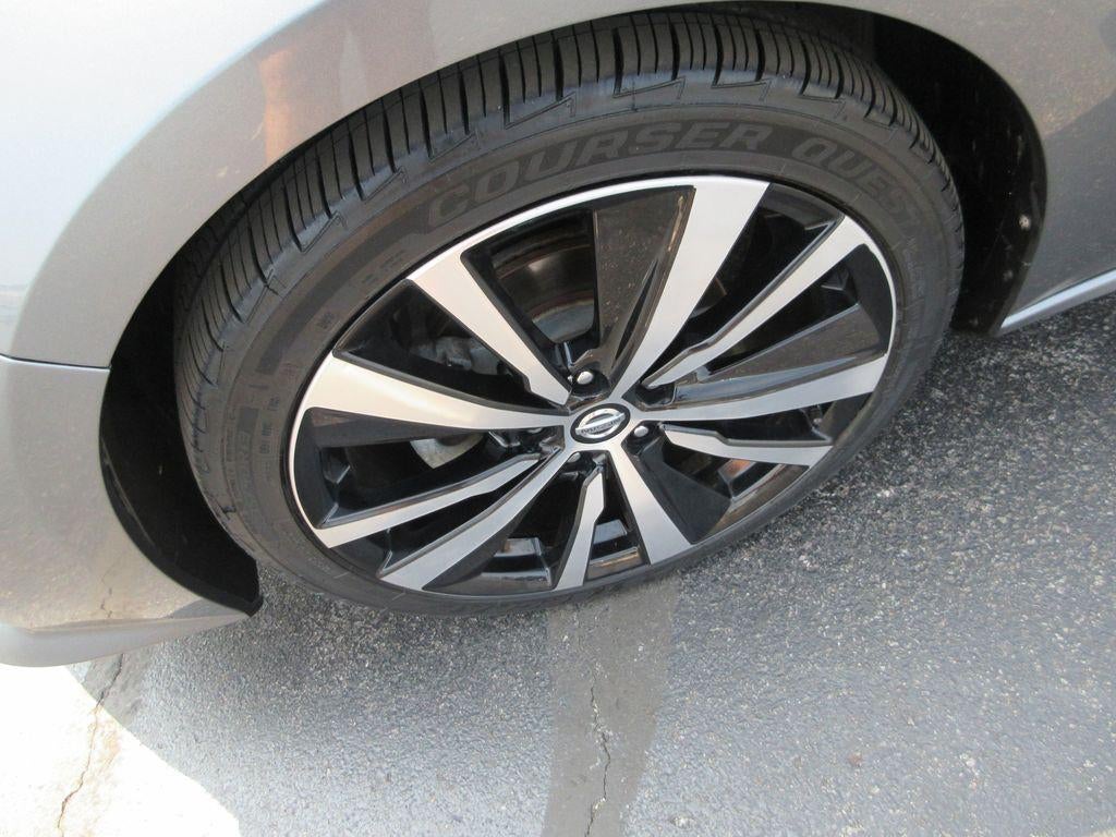 2021 Nissan Altima SR FWD